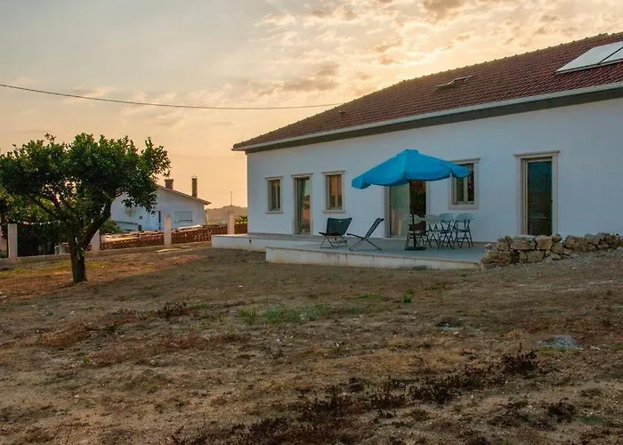 Beautiful Cozy Near Nazare, Leiria&batalha Casa de Férias Juncal (Leiria)